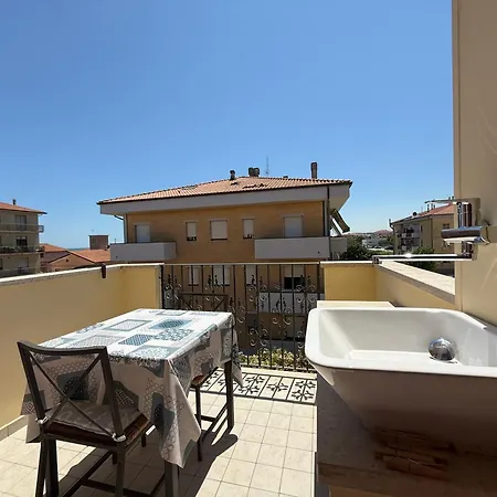 Pp15 - Porto Potenza, Bilocale Con Balcone Vista Mare Apartmán